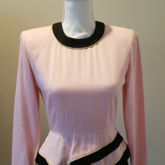 Beautiful work dress or going out - Picture 2 of 4